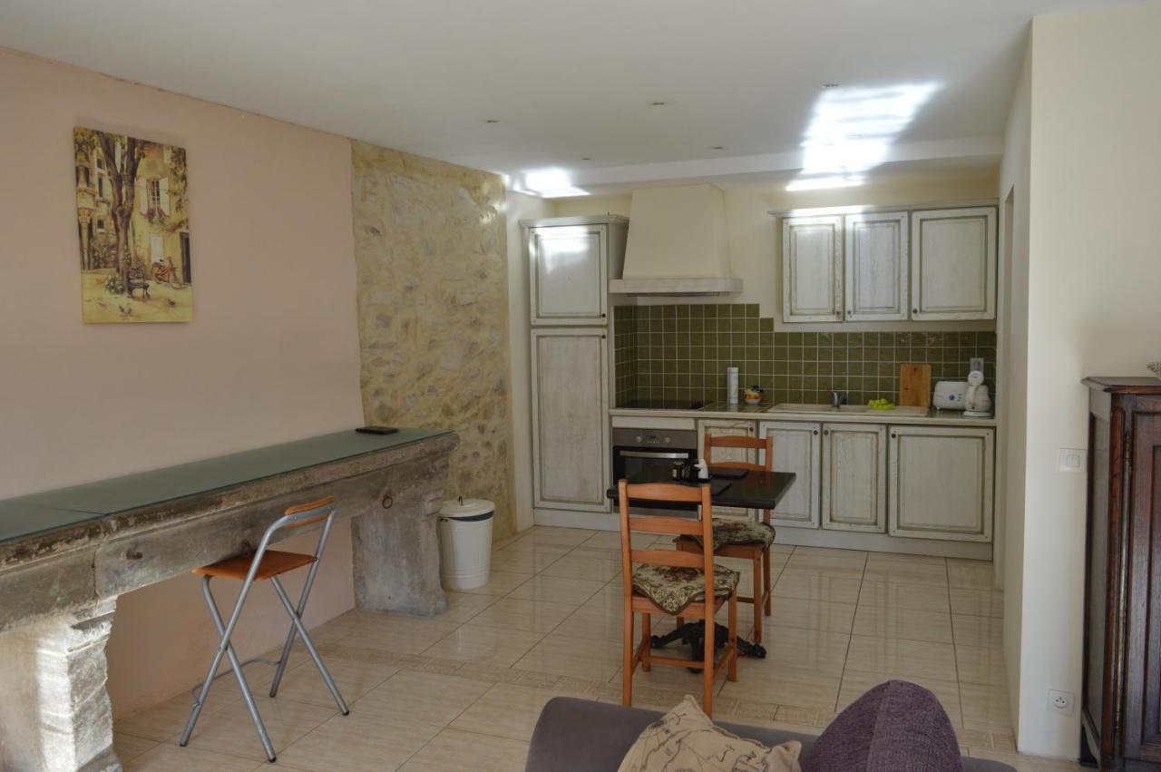 Le Studio Apartment Azille Exterior foto